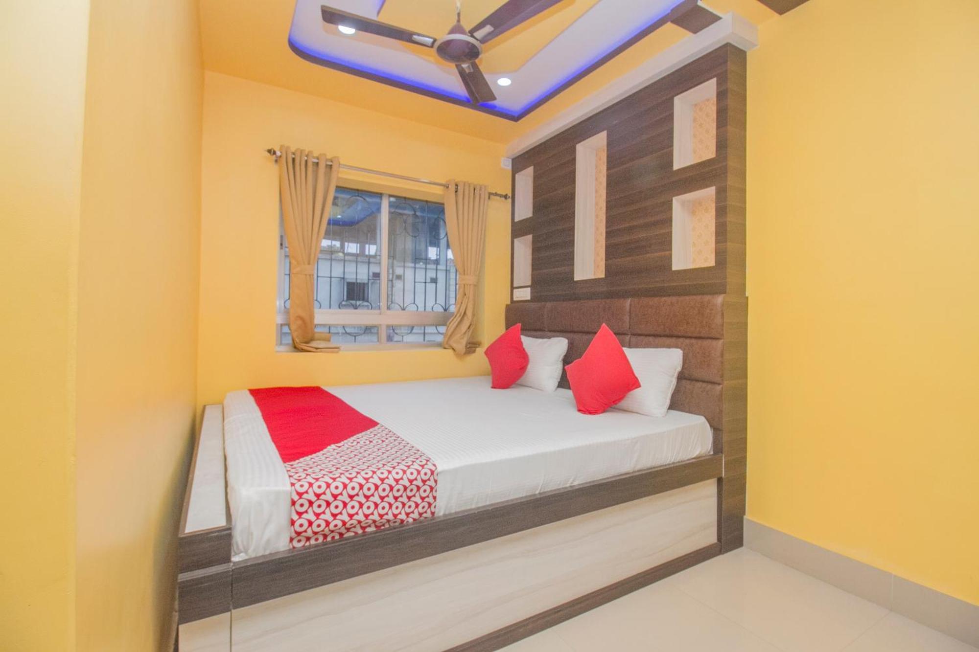 Super Hotel O Kalpana Residency Inn Силигури Экстерьер фото